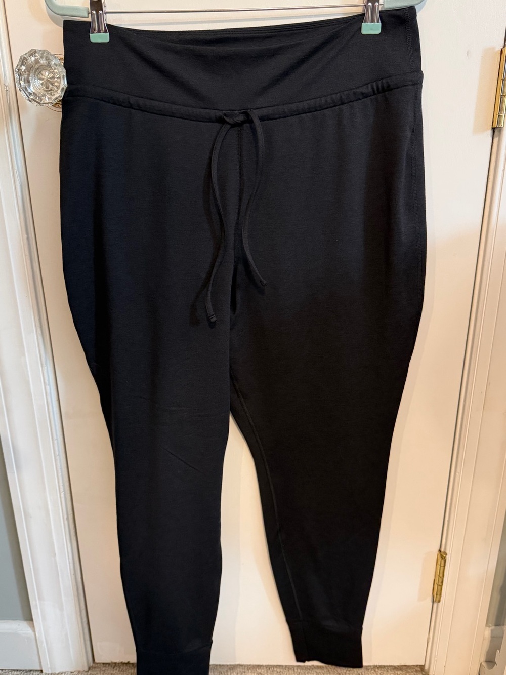Old Navy Extra High-Waisted CloudComfy Black Jogger Leggings -Product #784438 XL